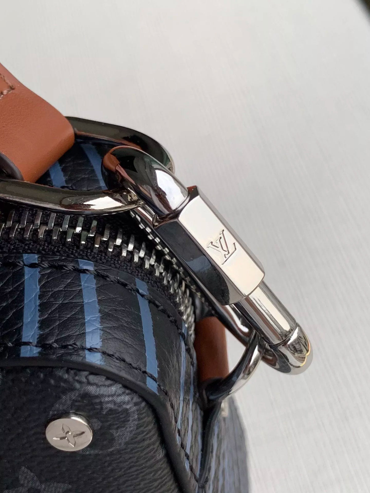 LOUIS VUITTON 22X14X5.5CM BAG