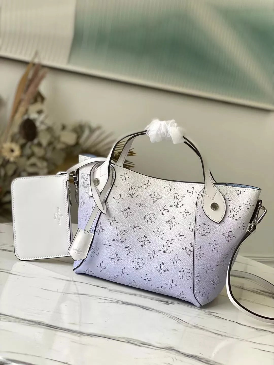 LOUIS VUITTON 23 X 21 X 13 CM HINA PM 2 COLORS AVAILABLE