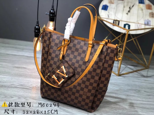 LOUIS VUITTON 32×28×15CM EONOE