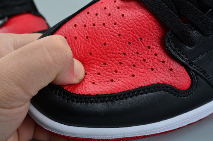 AIR JORDAN 1 RETRO HIGH OG GS "BRED TOE"