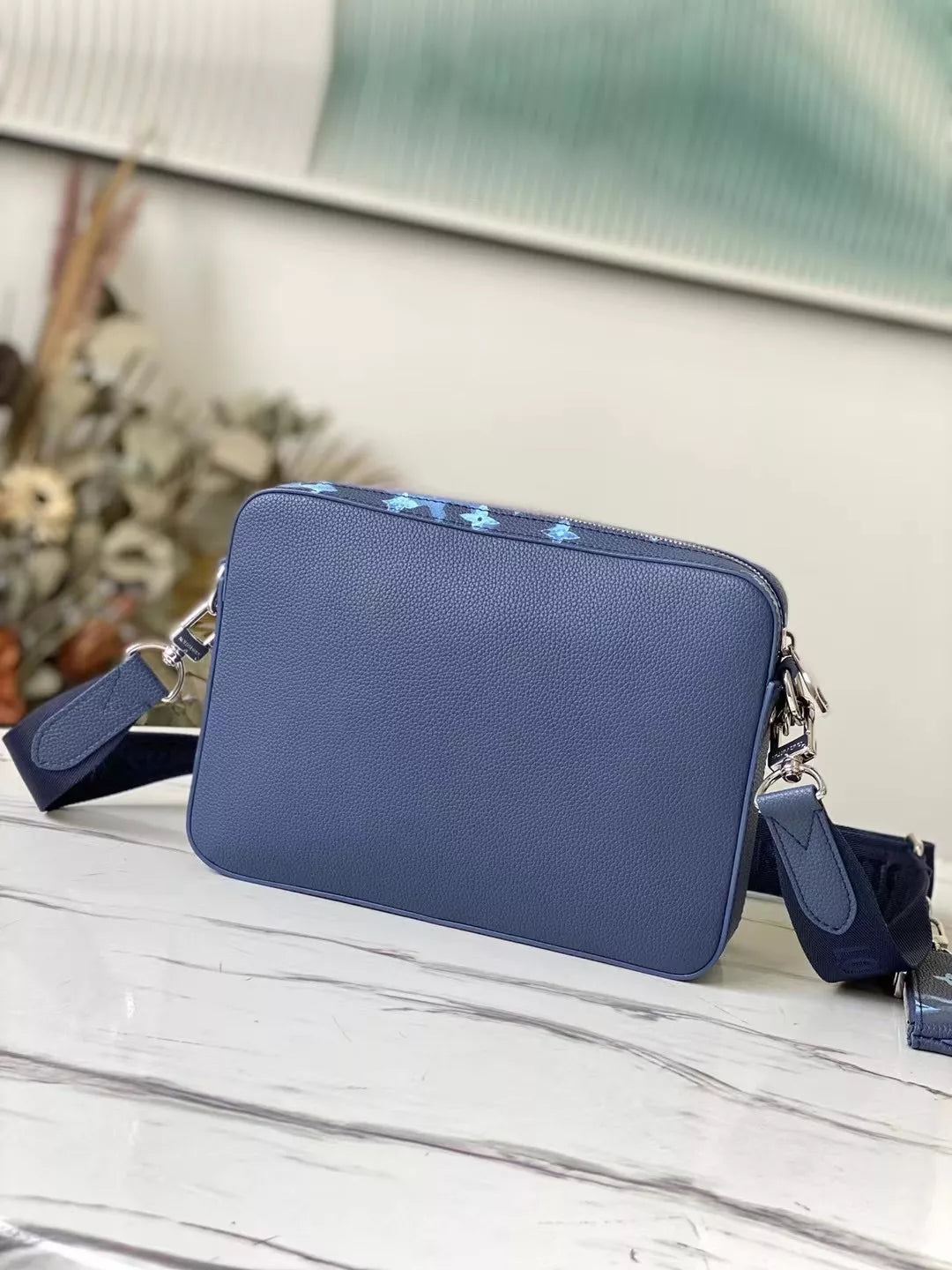 LOUIS VUITTON 21*12*9CM TRIO MESSENGER BAG