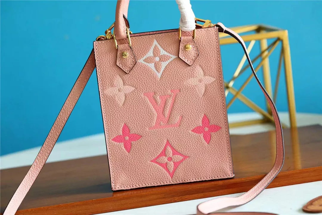 LOUIS VUITTON 14X17X5CM BY THE POOL PETIT SAC PLAT