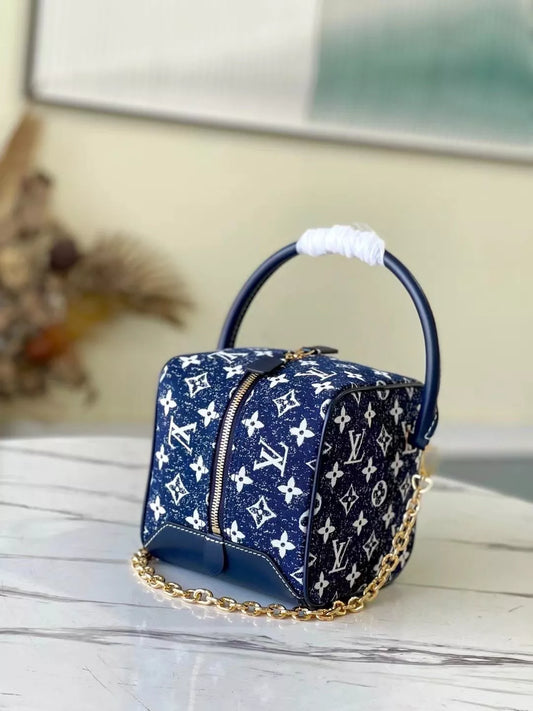 LOUIS VUITTON 16*16*16CM DICE BAG SQUARE HANDBAG, LOGO DENIM