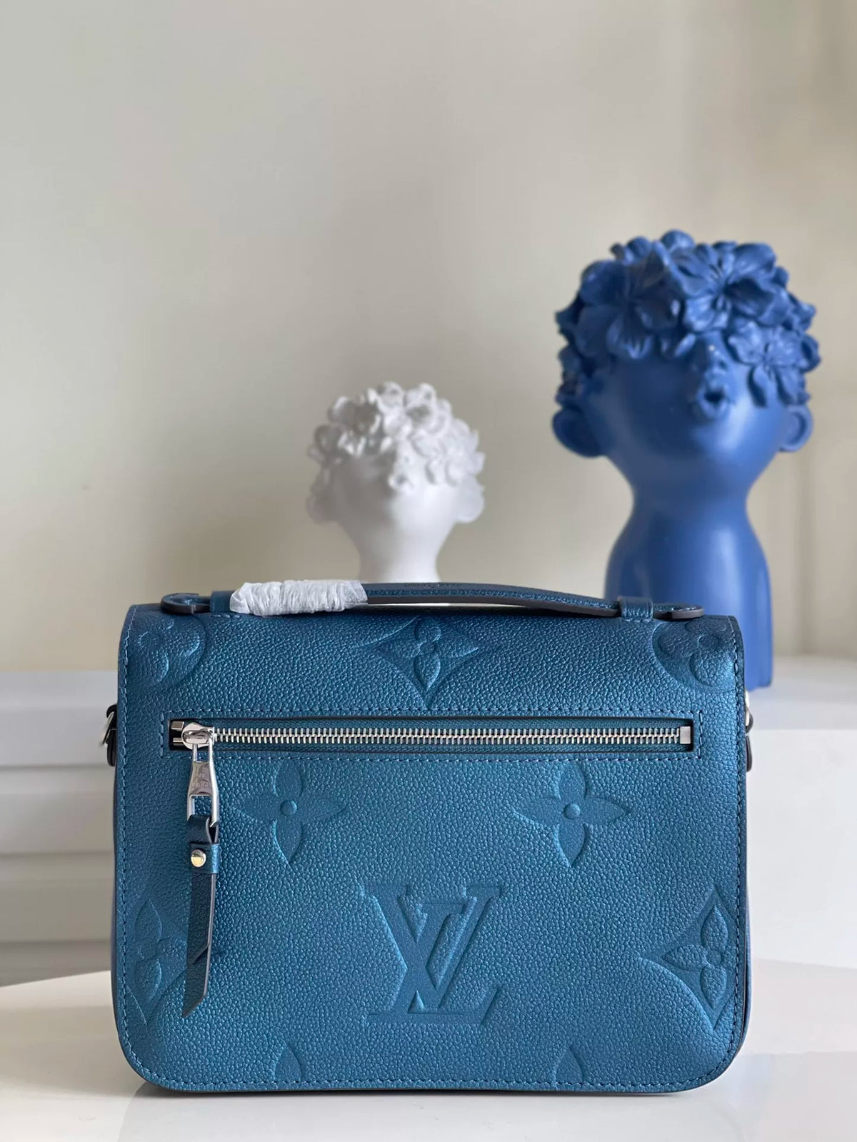LOUIS VUITTON 25.0 X 19.0 X 7.0 CM POCHETTE METIS MONOGRAM EMPREINTE