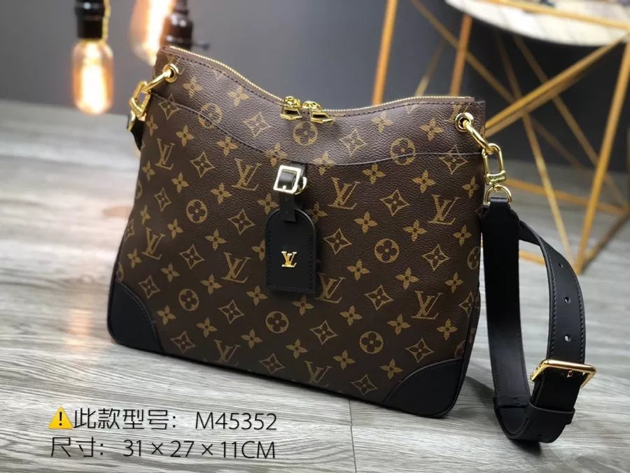 LOUIS VUITTON ODEON MM BAG