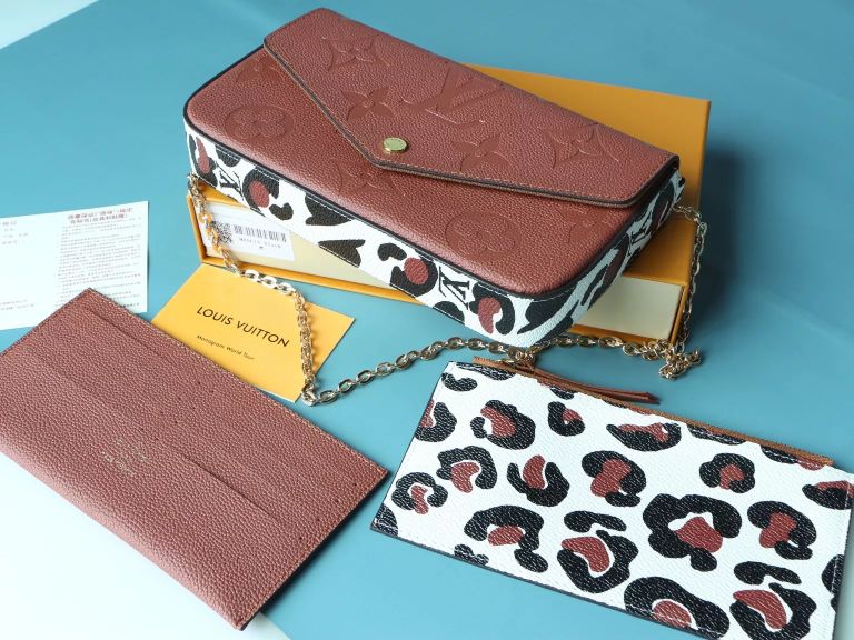 LOUIS VUITTON  21.0 X 12.0 X 3.0CM WILD AT HEART POCHETTE FÉLICIE MONOGRAM EMPREINTE