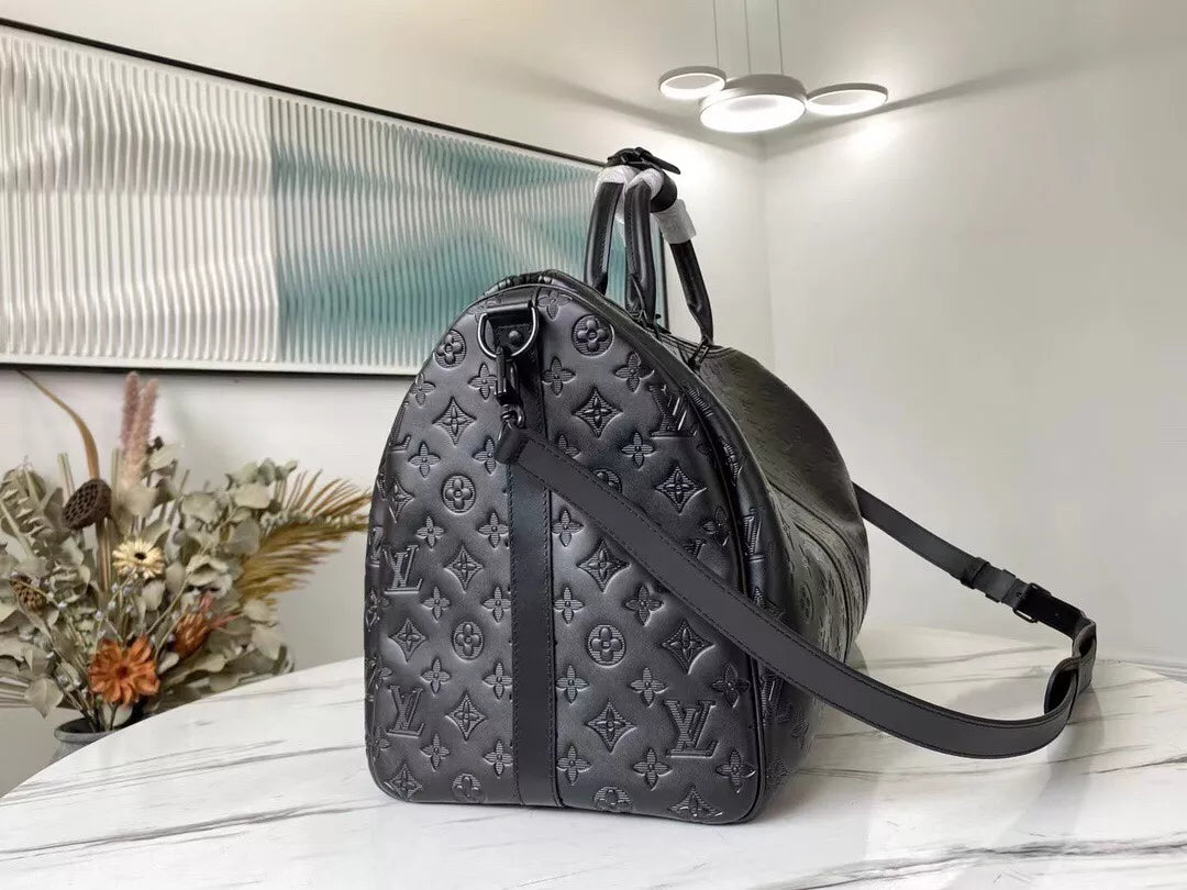 LOUIS VUITTON 50 X 29 X 23 CM HAND BAGS