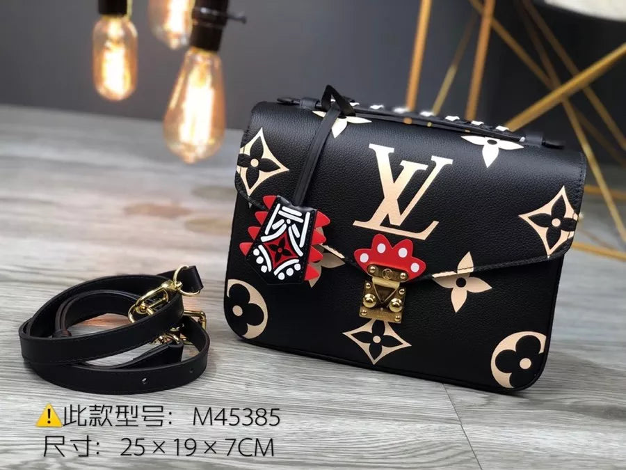 LOUIS VUITTON 25×19×7CM CRAFTY POCHETTE MÉTIS BAG