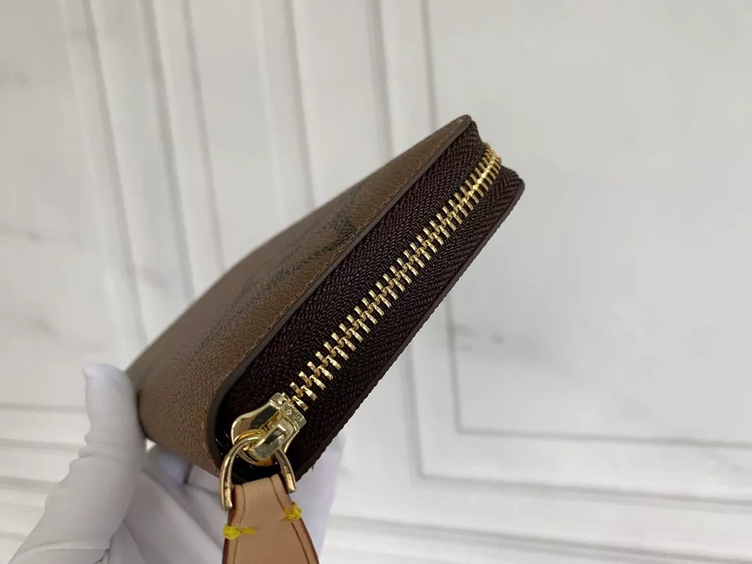 LOUIS VUITTON 19X10CM ZIPPY BAG