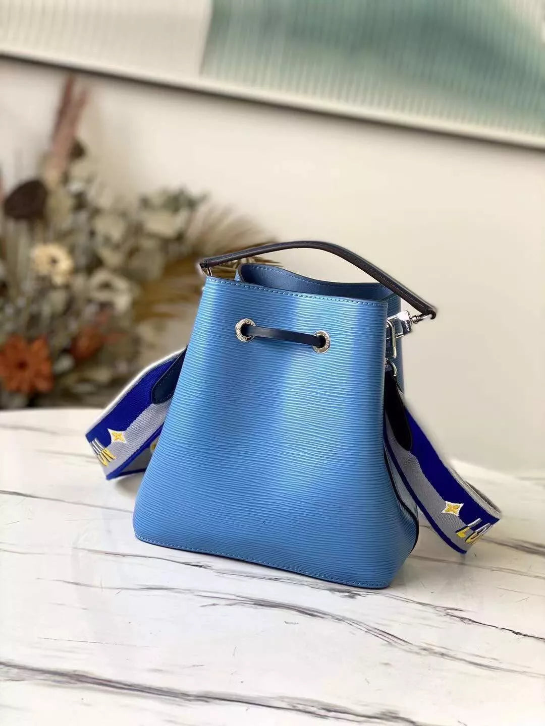 LOUIS VUITTON NÉONOÉ BB BAG
