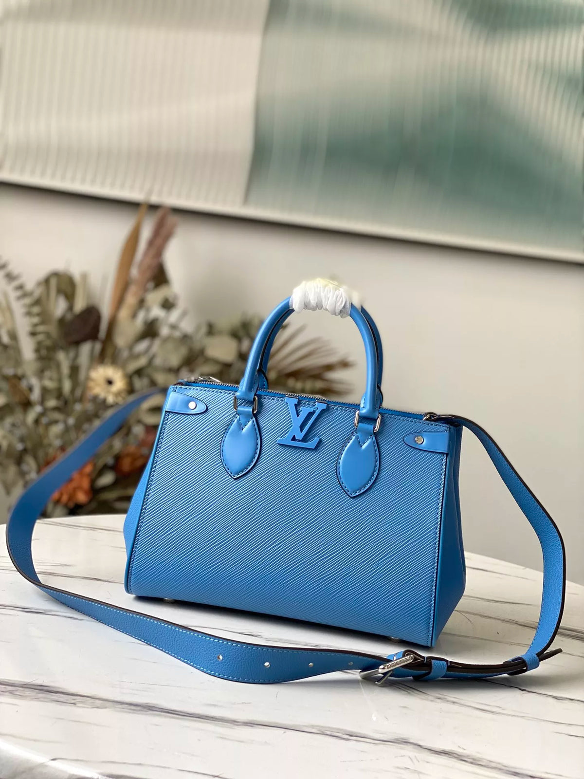 LOUIS VUITTON 27 X 19 X 11.5 CM GRENELLE TOTE BAG
