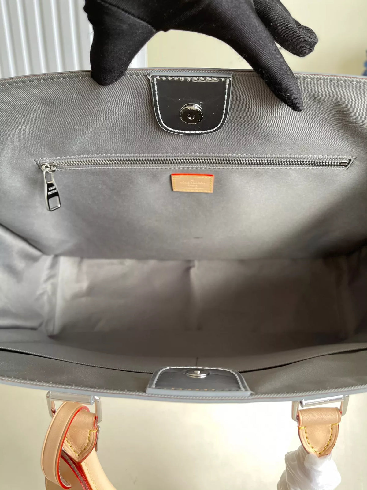 LOUIS VUITTON PORTE DOCUMENTS VOYAGE MONOGRAM VERNIS MIRRO MIRRO SAC PLAT 45X36X13CM