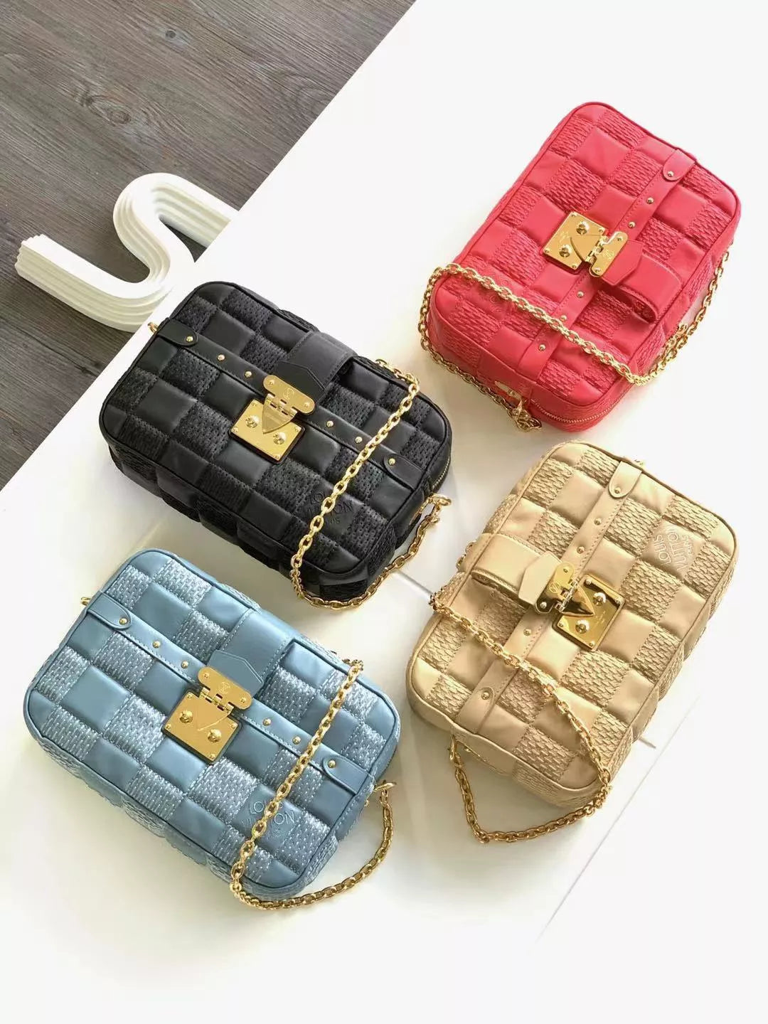 LOUIS VUITTON TROCA LV DAMIER S-LOCK HAND BAGS