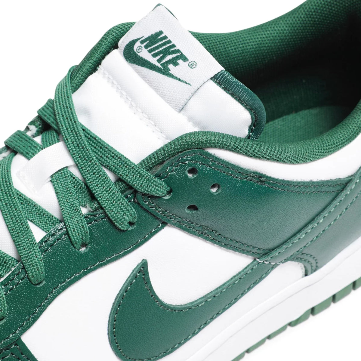 NIKE DUNK LOW "SPARTAN GREEN"