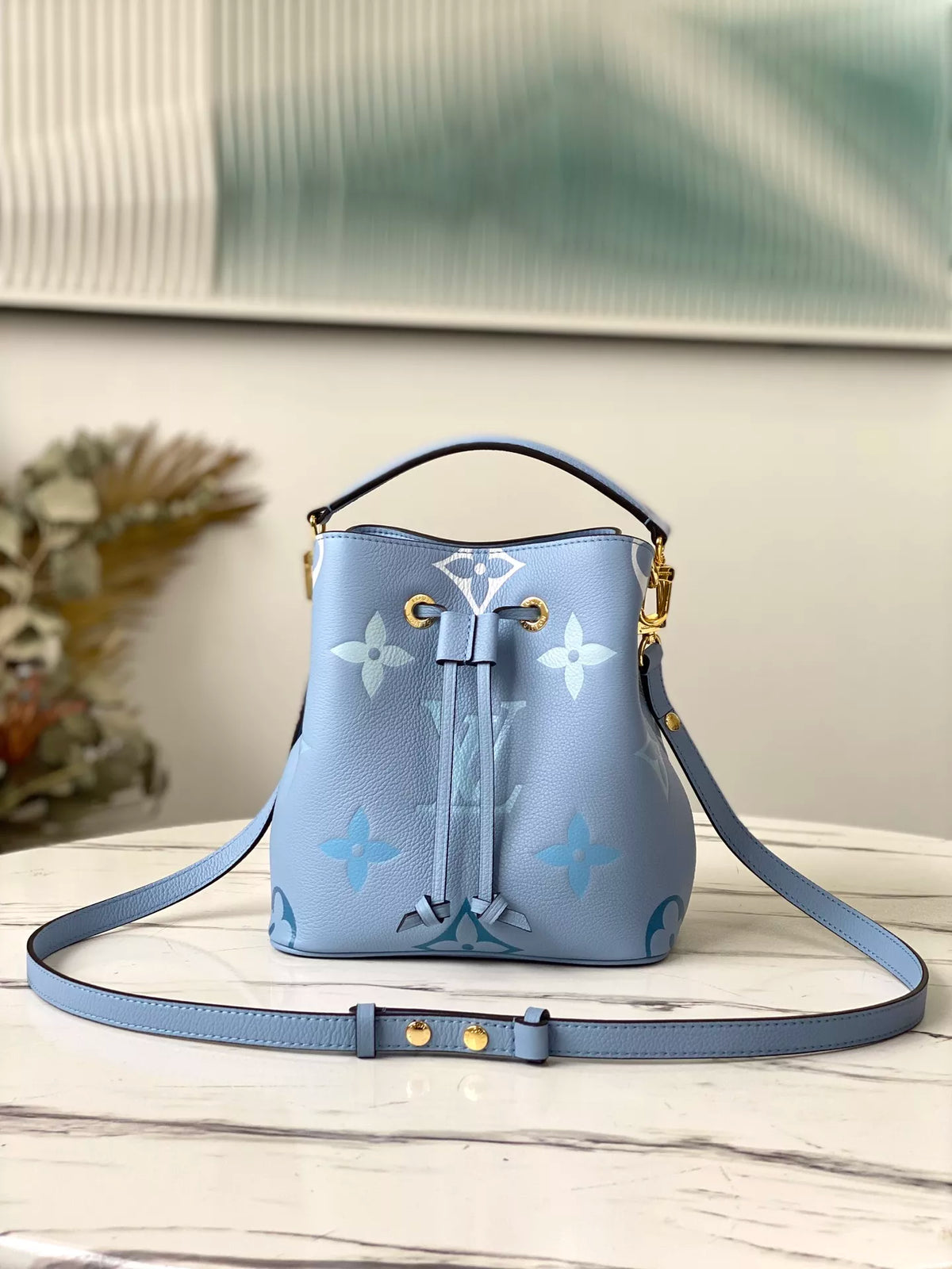 LOUIS VUITTON BY THE POOL NÉONOÉ BB 20X20X13 2 COLORS