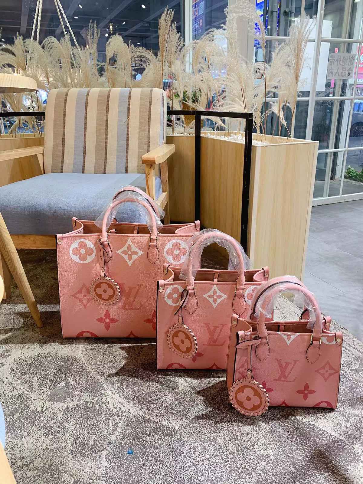 LOUIS VUITTON BY THE POOL ONTHEGO MM TOTE BAG