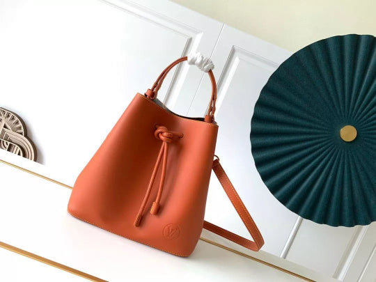 LOUIS VUITTON NEONOE BUCKET