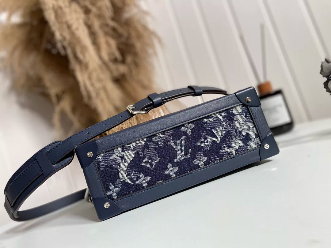 LOUIS VUITTON 25 X 18 X 10CM SOFT TRUNK LV HAND BAGS