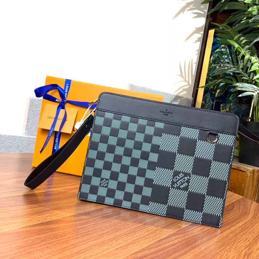 LOUIS VUITTON 27×20×3CM GREEN POCHETTE VOYAGE STANDING DAMIER INFINI 3D