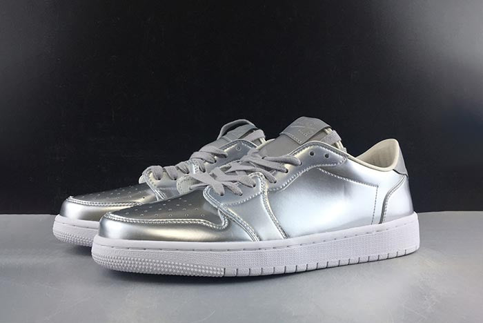 AIR JORDAN 1 "LOW OG PINNACLE"