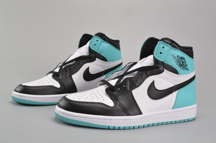 AIR JORDAN 1 RETRO HIGH OG "IGLOO"