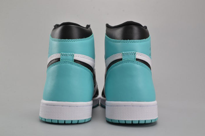AIR JORDAN 1 RETRO HIGH OG "IGLOO"