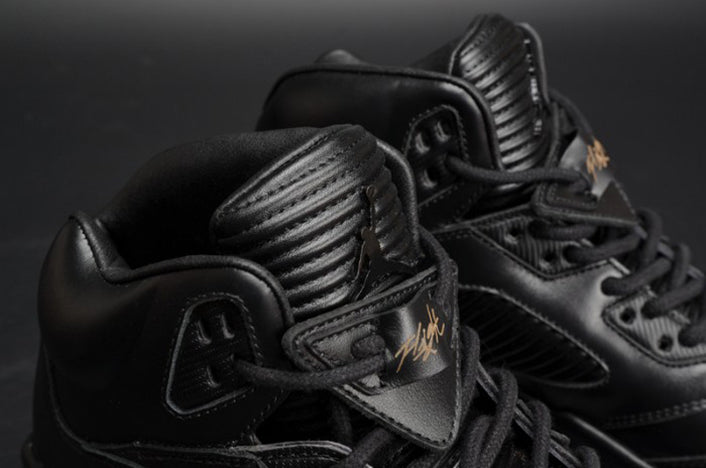 AIR JORDAN 5 RETRO "PREMIUM TRIPLE"