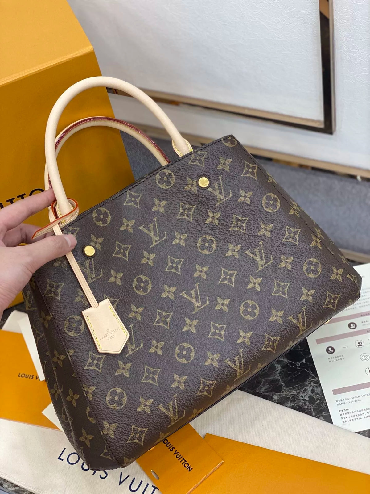 LOUIS VUITTON MONTAIGNE BB 33X23X15CM MB GRADE