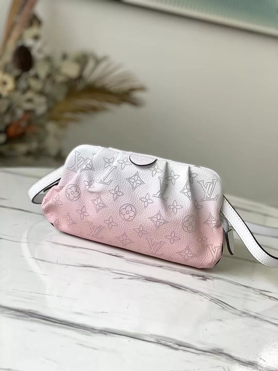 LOUIS VUITTON 23 X 12.5 X 5CM 2 COLORS SCALA MINI POUCH