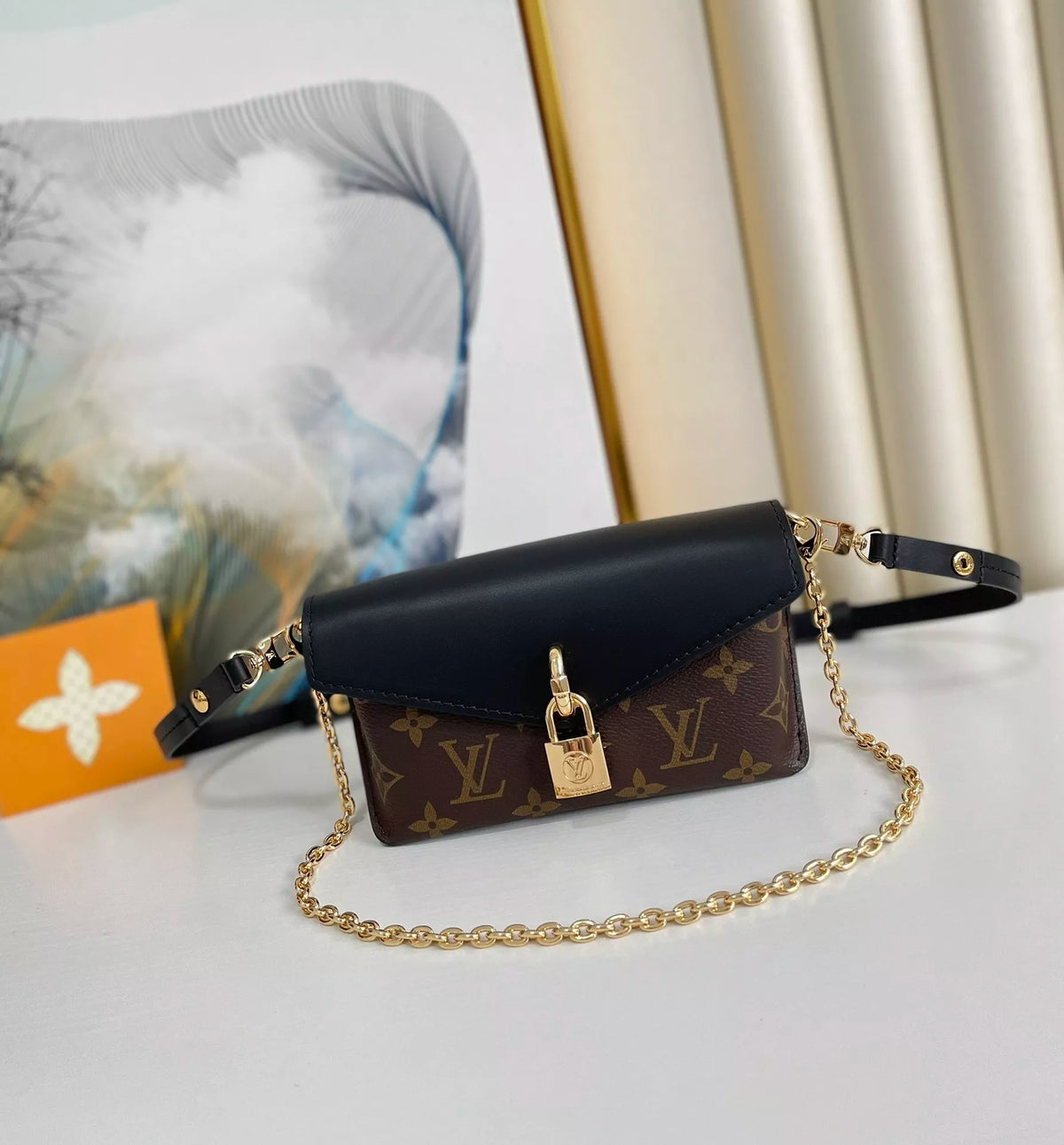 LOUIS VUITTON 19*11*3CM PADLOCK ON STRAP LOCK BAG