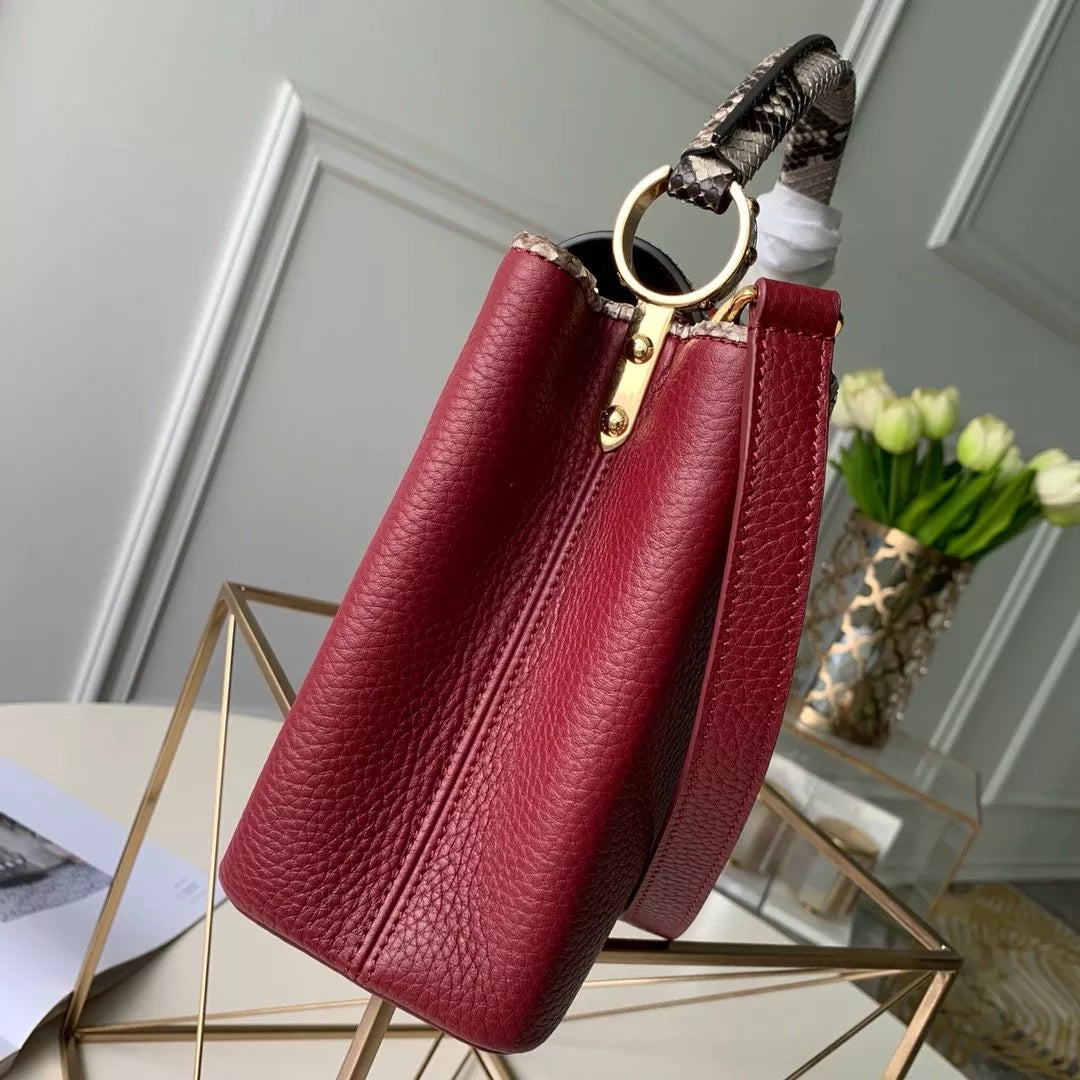 LOUIS VUITTON 27.0 X 18.0 X 9.0 CM 31.5X 20.0X 11.0CM CAPUCINES BB BAG