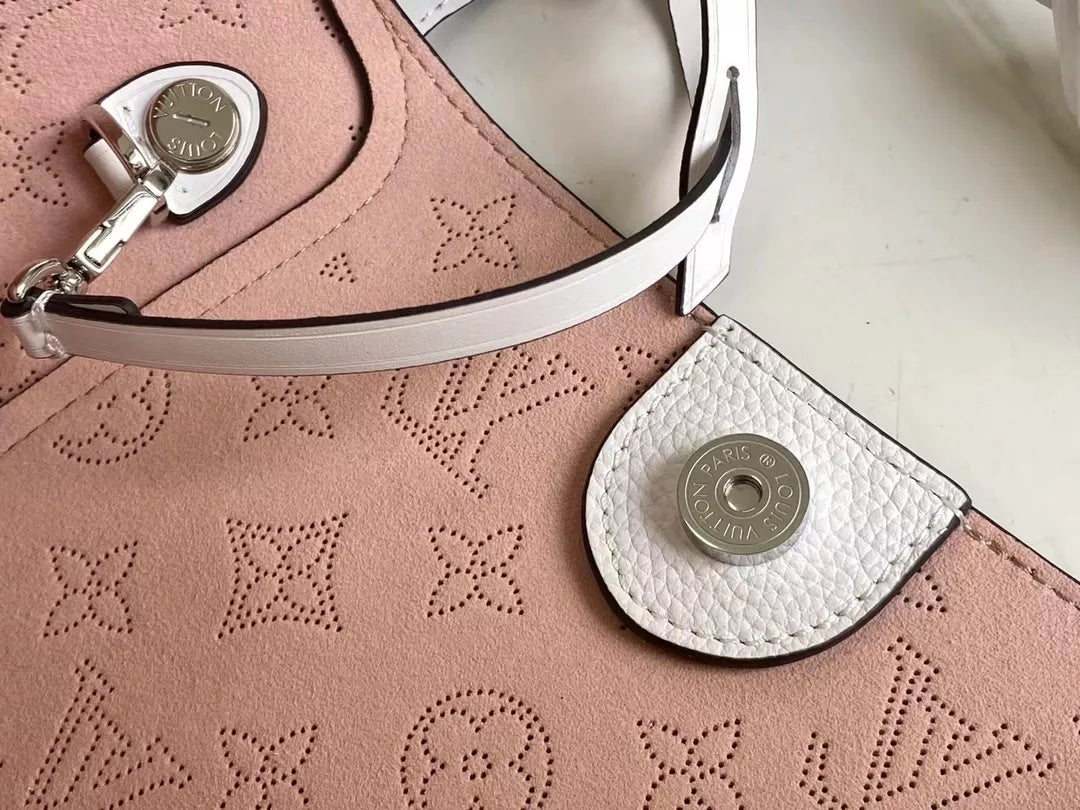 LOUIS VUITTON 23 X 21 X 13 CM HINA PM 2 COLORS AVAILABLE