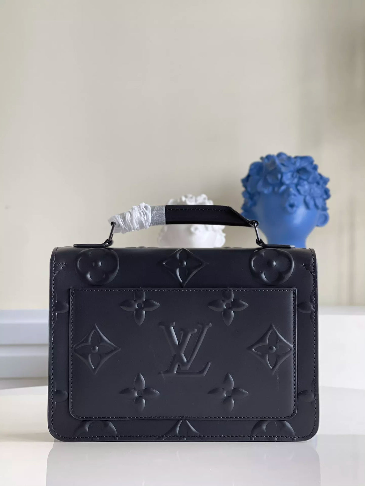 LOUIS VUITTON 25 X 19 X 6CM S-LOCK AMBASSADEUR PM