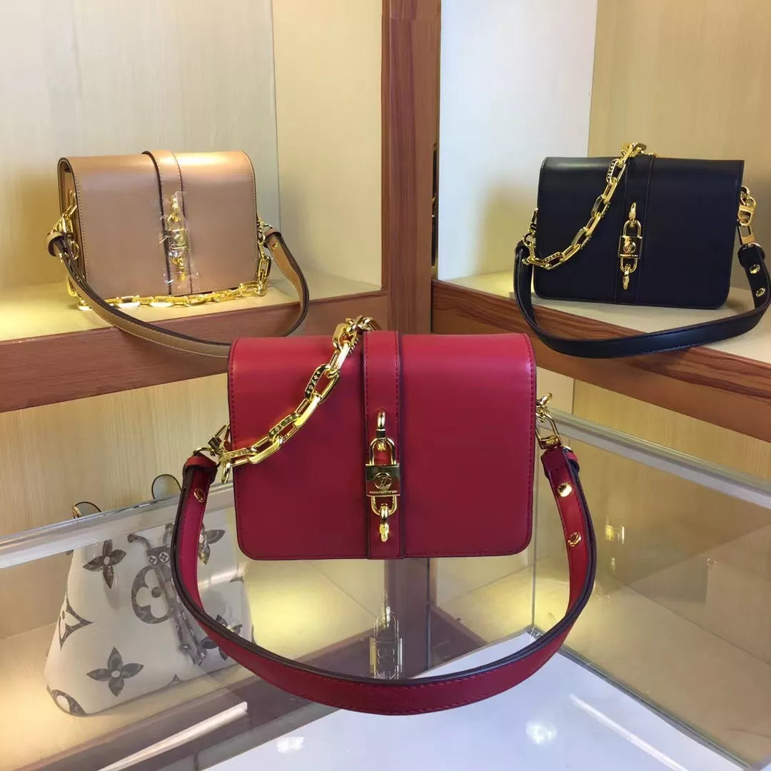 LOUIS VUITTON 17.0 X 22.0 X 7.0CM RENDEZ-VOUS BAG