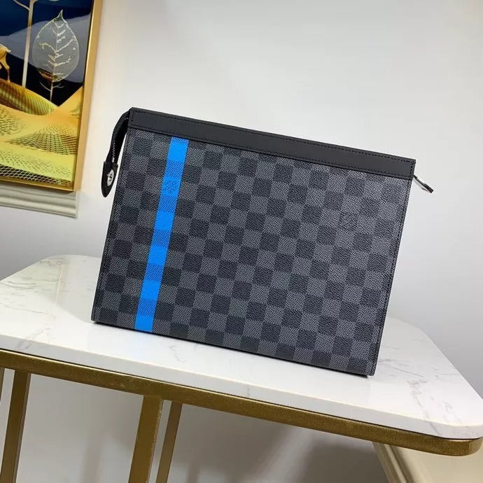 LOUIS VUITTON 27 X 21 X 5 CM POCHETTE VOYAGE HANDBAG