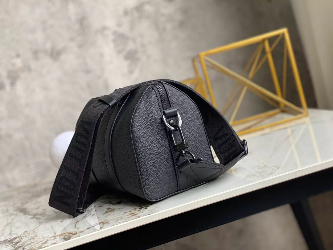 LOUIS VUITTON 27 X 17 X 13CM CITY KEEPALL 27CM