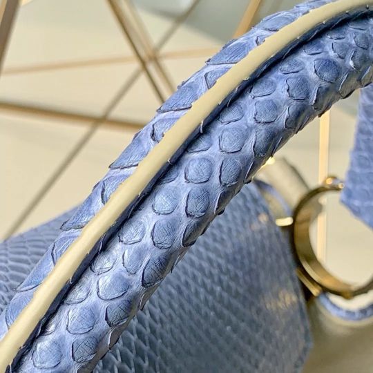LOUIS VUITTON CAPUCINES BB BAG