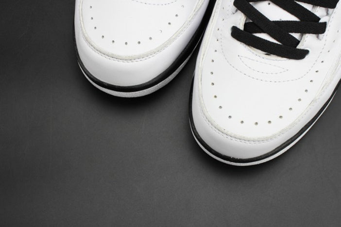 AIR JORDAN 2 RETRO "UNC ALUMNI" MENS