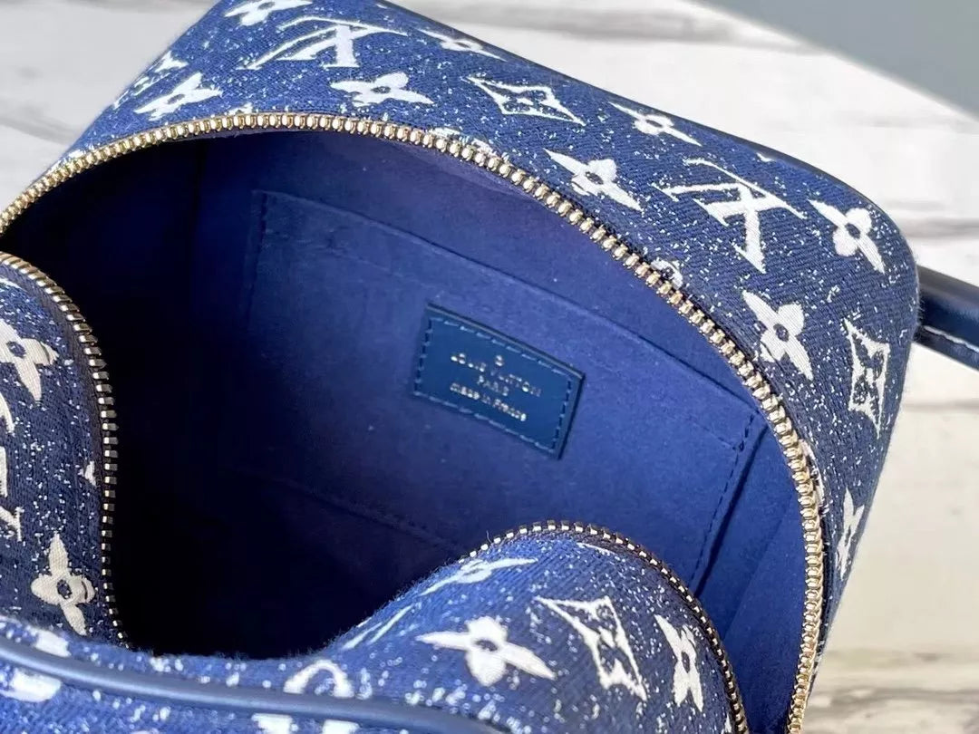 LOUIS VUITTON 16*16*16CM DICE BAG SQUARE HANDBAG, LOGO DENIM