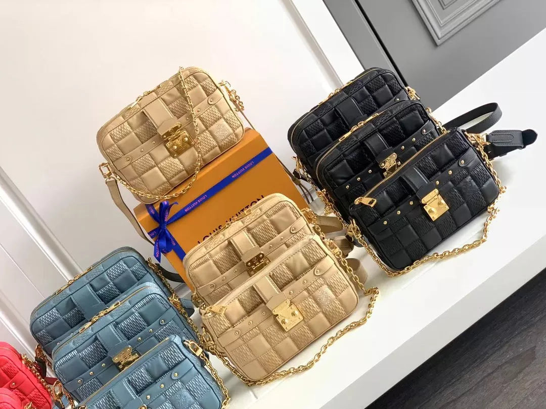 LOUIS VUITTON TROCA LV DAMIER S-LOCK HAND BAGS