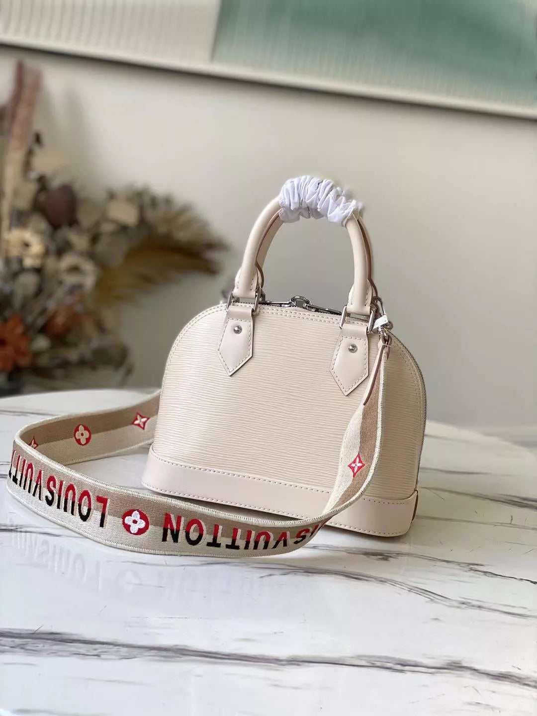 LOUIS VUITTON 23.5 X 17.5 X 11.5CM ALMA BB HANDBAG, EPI LEATHER