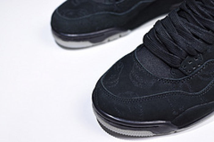 AIR JORDAN 4 RETRO "KAWS BLACK"