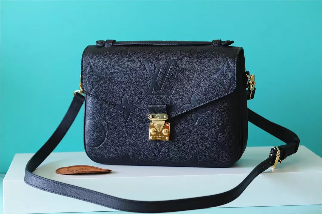 LOUIS VUITTON 25.0 X 19.0 X 7.0 CM POCHETTE METIS MONOGRAM EMPREINTE