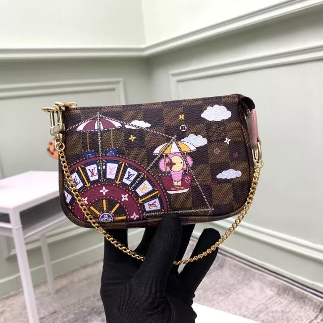 LOUIS VUITTON 15.5 X 10.5 X 4.0 CM POCHETTE ACCESSOIRES MONOGRAM DAMIER