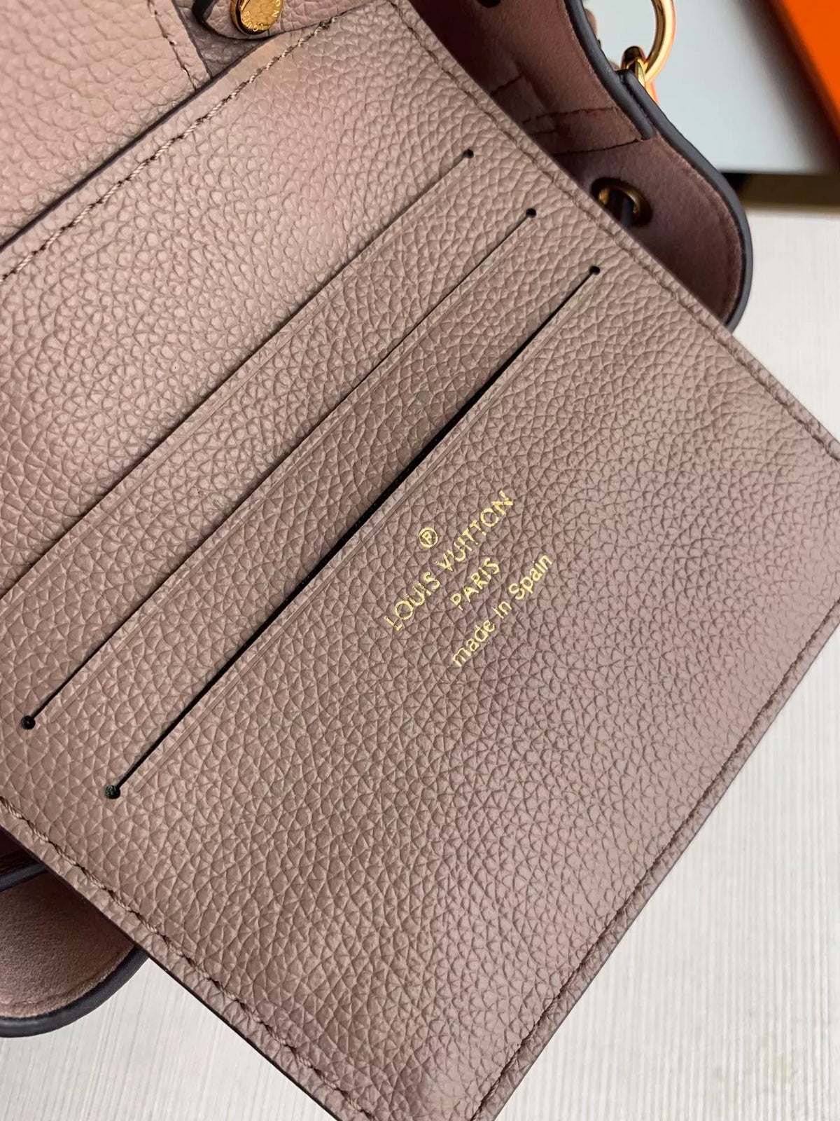 LOUIS VUITTON 13.5 X 16.0 X 10.0CM NANO LOCKME BUCKET BAG