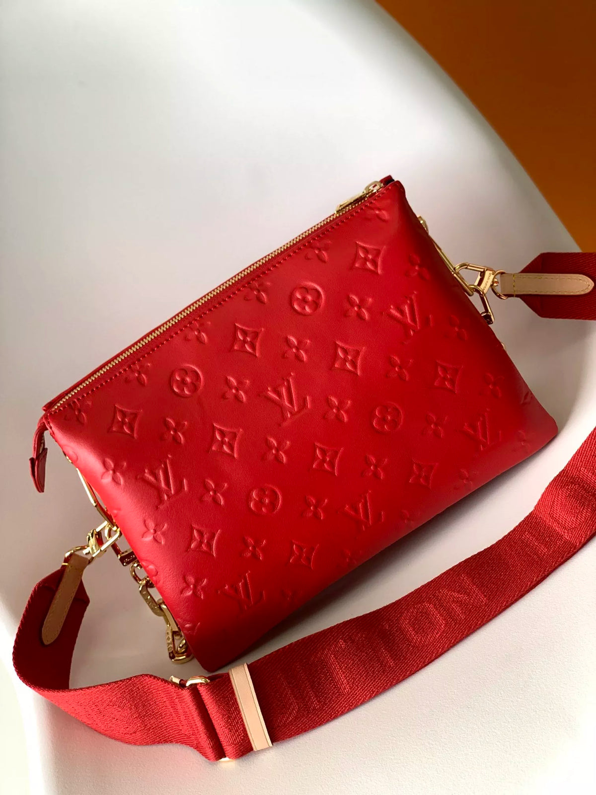 LOUIS VUITTON 26*20*12CM COUSSIN HANDBAG, MONOGRAM EMBOSSED FLUFFY SHEEPSKIN