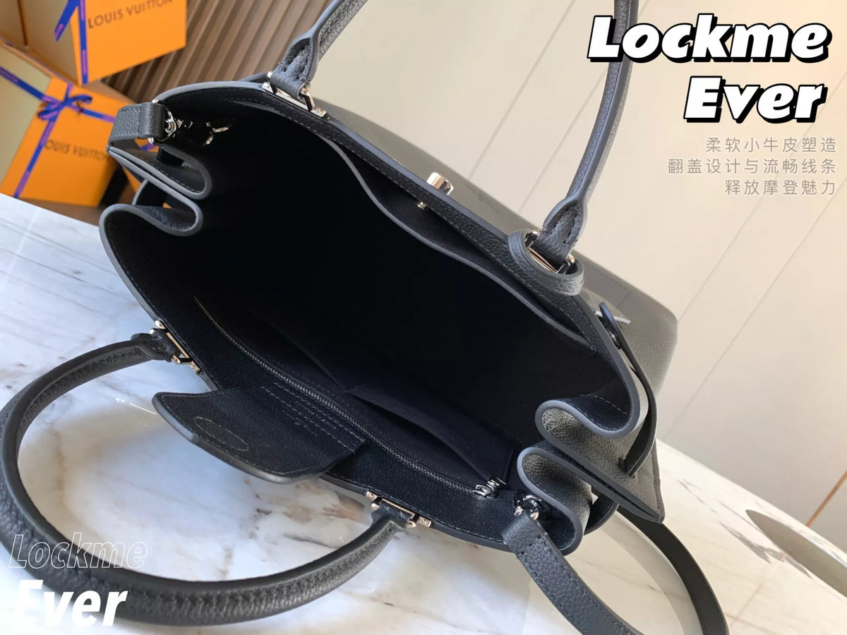 LOUIS VUITTON LOCKME DAY BAG