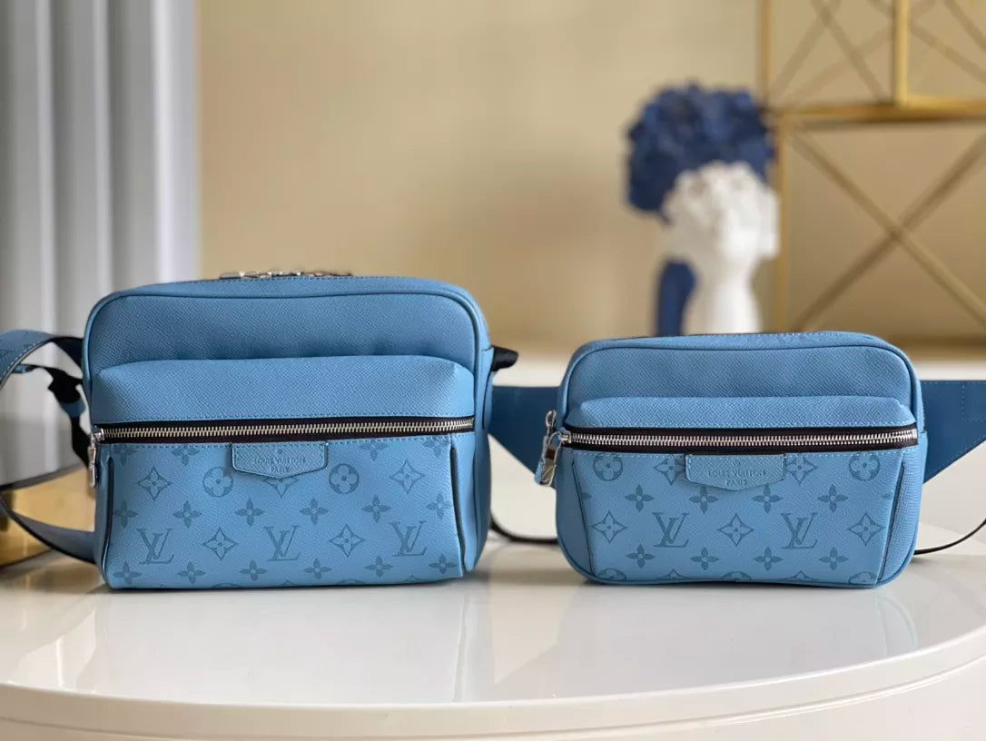 LOUIS VUITTON  29.5X20X10.5CM/21×17×5CM OUTDOOR MONOGRAM TAÏGA