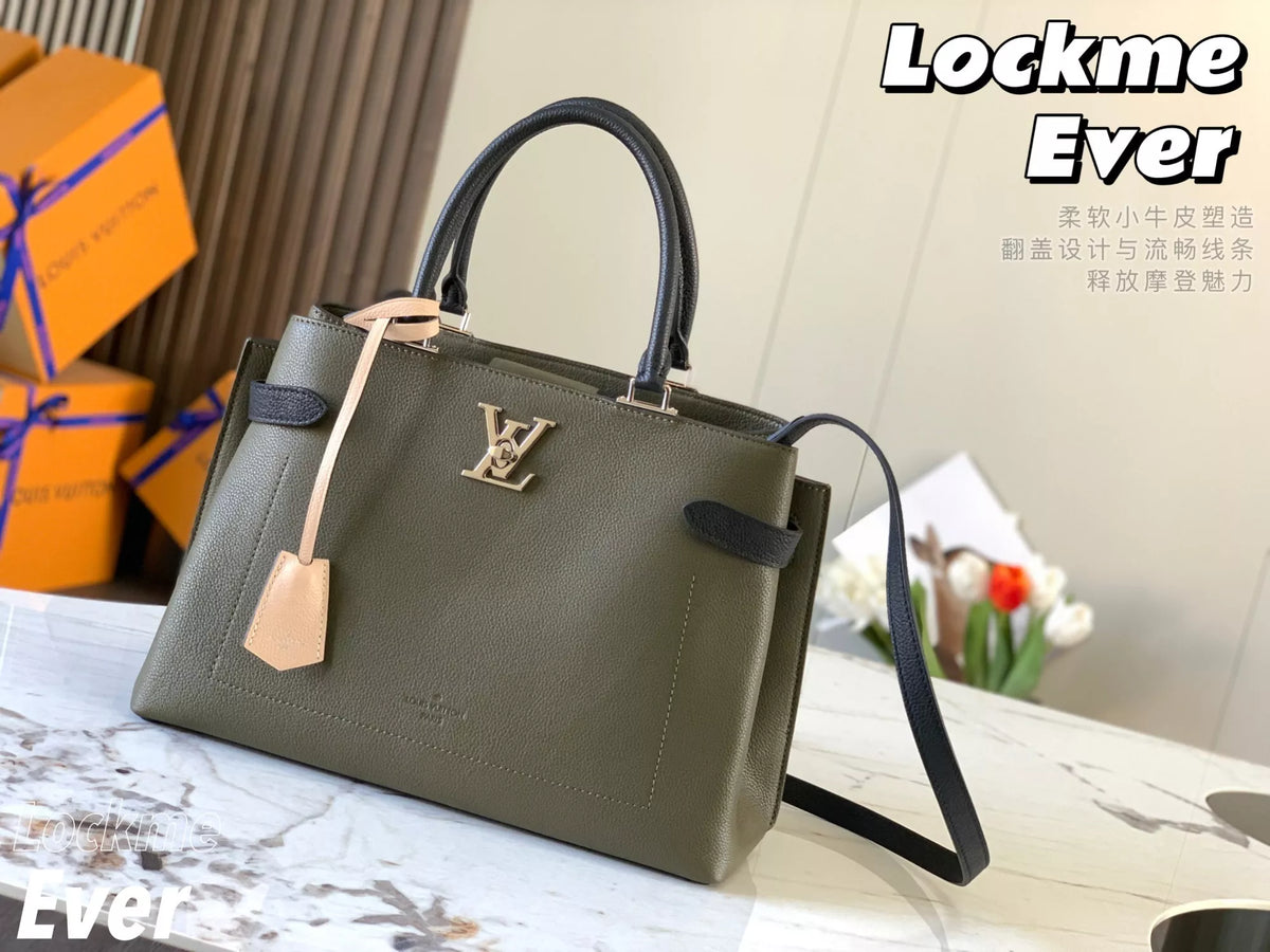 LOUIS VUITTON LOCKME DAY BAG