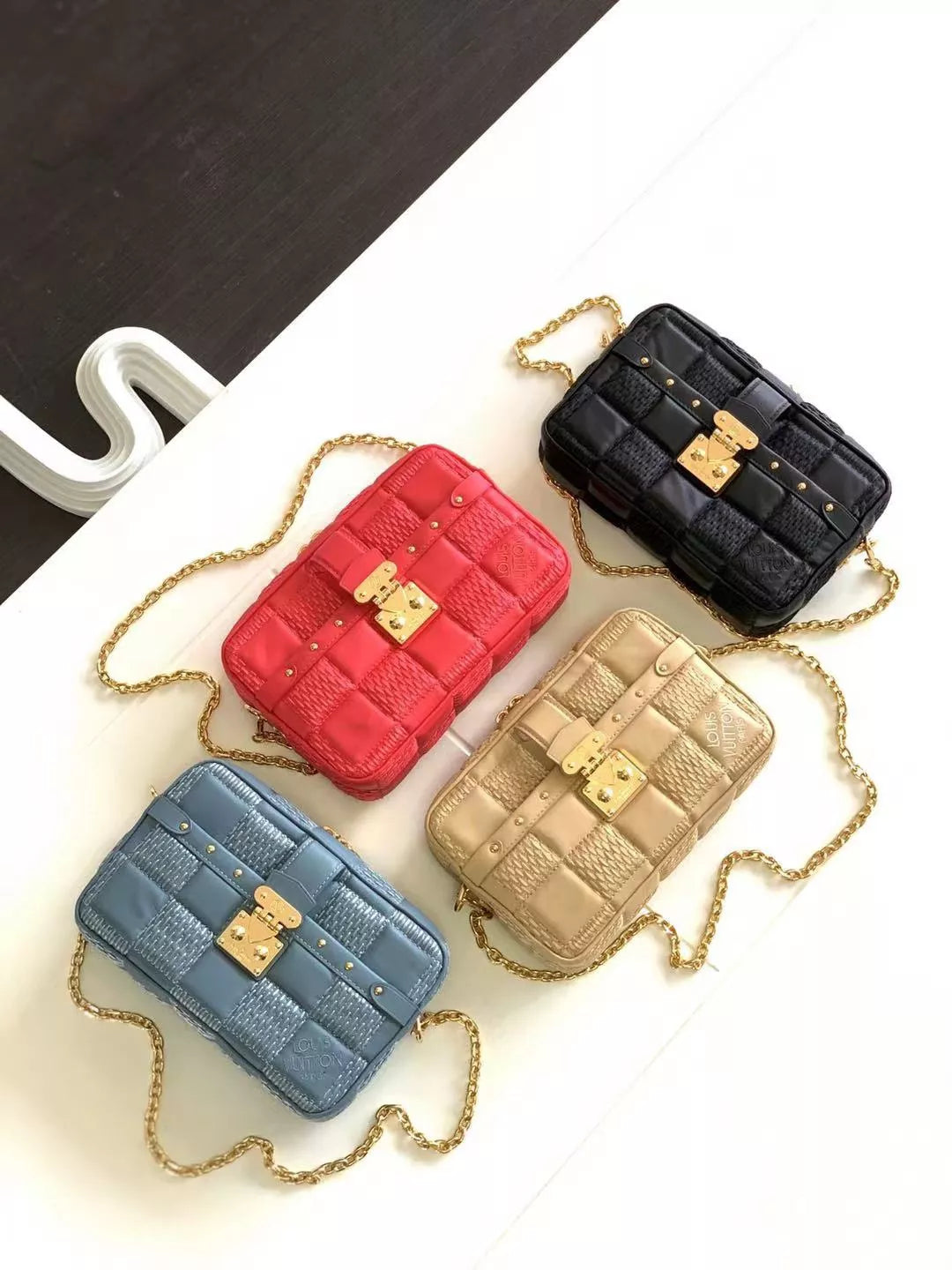 LOUIS VUITTON TROCA LV DAMIER S-LOCK HAND BAGS